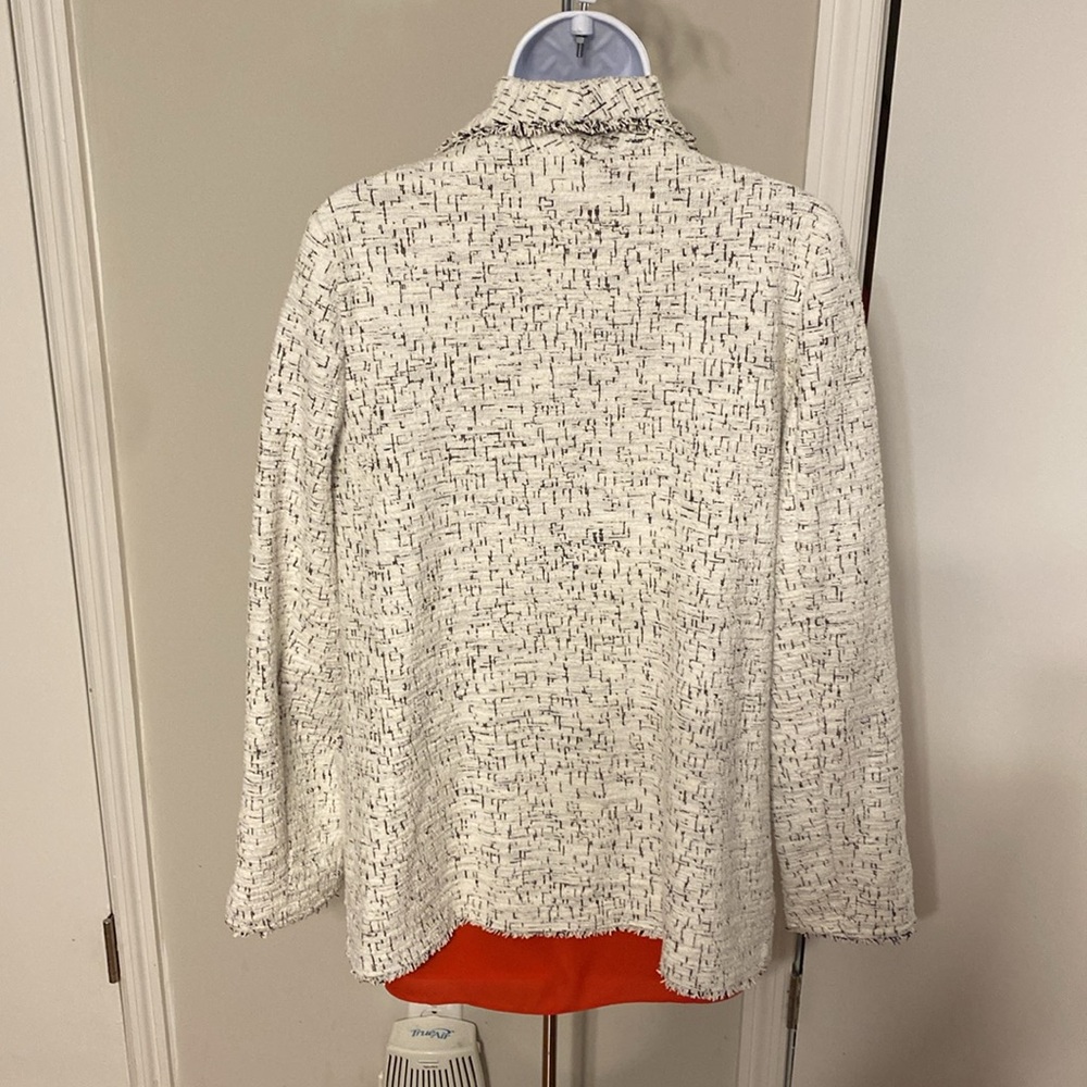 Max Studio Jacket - Picture 8 of 10